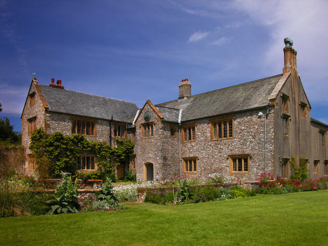 photo of Holiday cottage in Yarcombe, Devon, sleeps 24