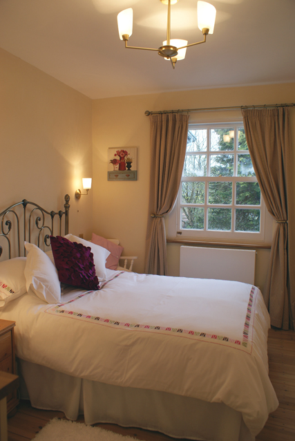 photo of Holiday cottage in Ottery St Mary, East Devon with 4 stars, sleeps 4